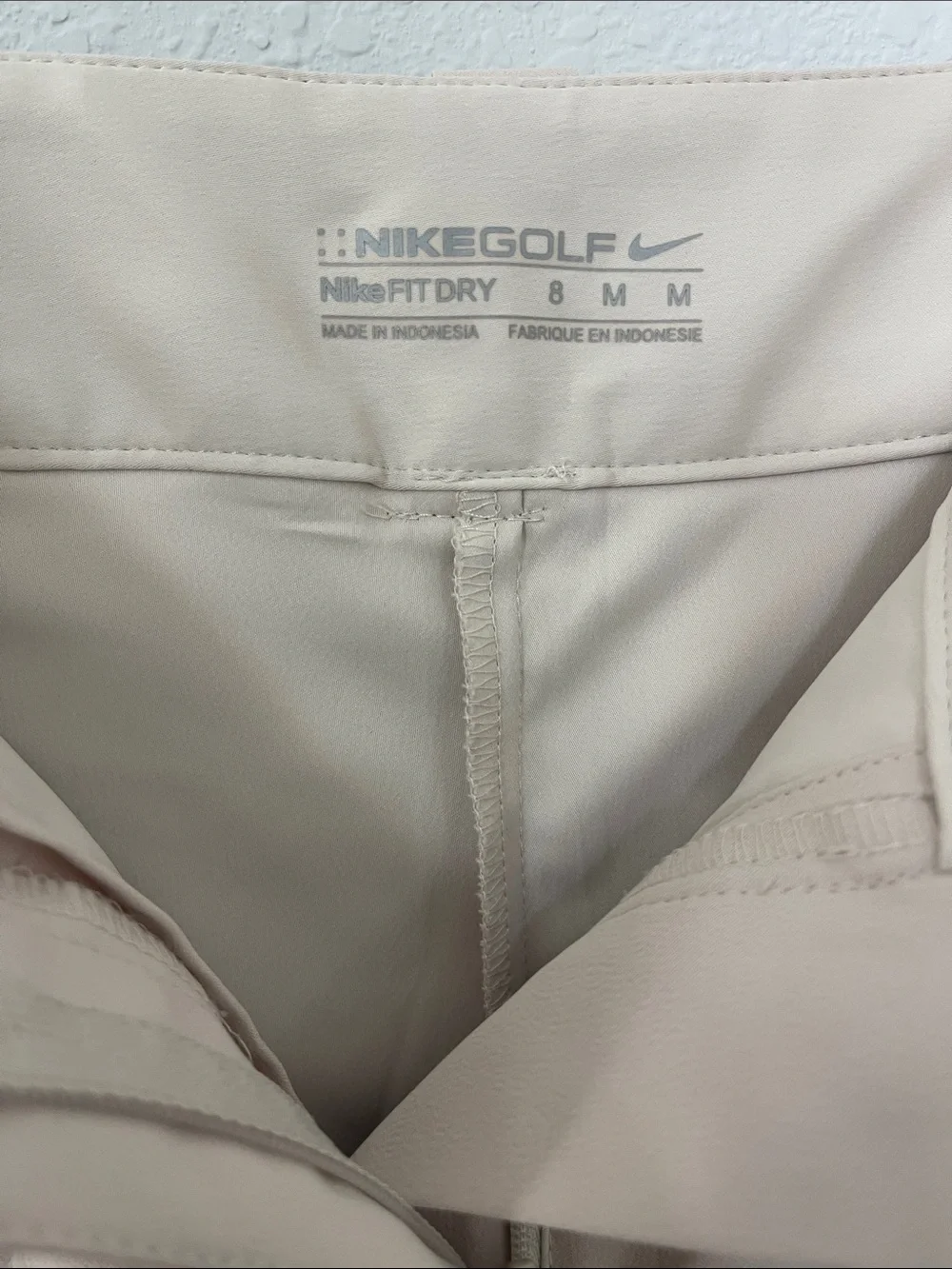 Nike Golf Dri-FIT Beige Golf Skort Women’s Size 8 Athletic Performance (EUC)